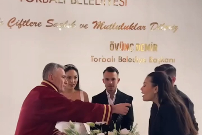 Nikah memuruna şaka yapmak isterken...