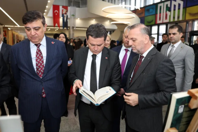 Bursa’da kitap seferberliği başladı: "İyileştiren Kütüphane" kapılarını açtı!