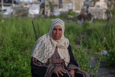 Gazzeli Susen, kısıtlı imkanlarla toprağını ekmeyi sürdürüyor