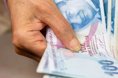 Yüzbinlerce emeklinin maaşı artacak: İşte artıştan etkilenecek kesim!