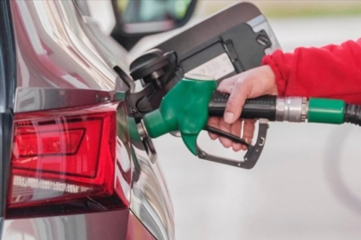 Akaryakıta beklenen zam geldi! İşte son fiyatlar...