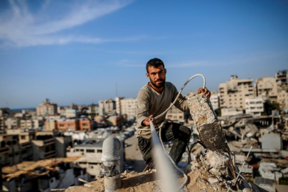 Gazze kentinde, enkaz kaldırma çalışması yürütüldü