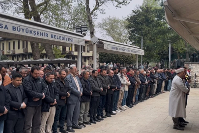 Ayla öğretmen ve 8 öğrenci için Bursa'da gıyabi cenaze namazı kılındı