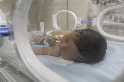Gazze’de prematüre bebekler yetersiz imkanlarla yaşam mücadelesi veriyor