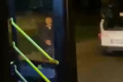 Otomatik vites araç trafiği kilitledi!