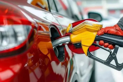 Akaryakıta indirim: Bu gece fiyatlar değişiyor