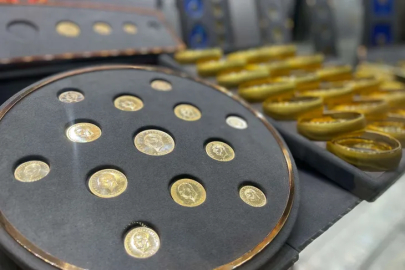 Gram altın 6 bin 783 lirayı gördü