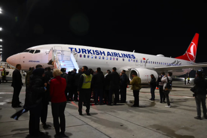 İsrail alıkoymuştu! Küresel Sumud Filosu aktivistleri İstanbul'a indi