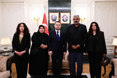 Bakan Gürlek acılı aileyle buluştu: Rojin’in ölümündeki sır perdesi aralanıyor