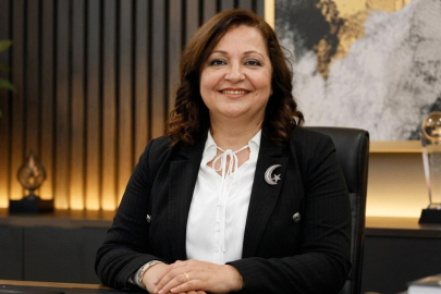 Burcu Köksal'ın bugün AK Parti'ye geçmesi bekleniyor! Rozetini Erdoğan takacak
