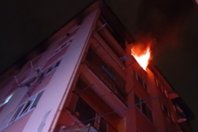 Bursa'da 6 katlı binada yangın paniği!