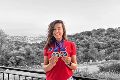 Rekor! "Ben sadece kendi hayalim için yüzmüyorum, Türkiye adına mücadele ediyorum"
