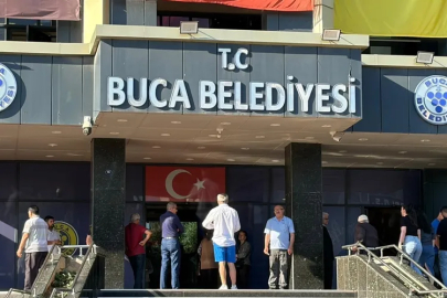Buca Belediyesi operasyonunda şok detaylar: Memurun 13 yarış atı çıktı!