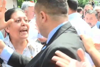 CHP Genel Merkezi önünde TGRT Haber Ekibine saldırı! Gazeteciler arbede ortasında kaldı