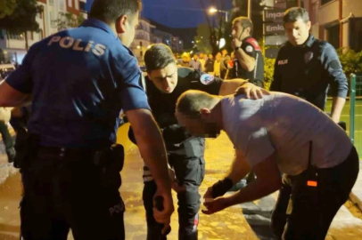 Aksaray’da sokak ortasında dehşet: Baba gencin kulağını kesti!