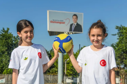 Osmangazi Mini Voleybol Şenliği'nde büyük coşku
