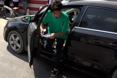 Adana’da YKS heyecanı: El frenini çekmeyi unuttu!