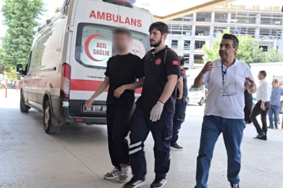 Bursa'da sınavda rahatsızlanan genç ambulansla hastaneye sevk edildi