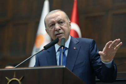Erdoğan'dan CHP'ye sert eleştiri: Siyaseti paralize ediyor