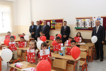 Okullarda karne heyecanı! 18 milyon öğrenci yaz tatiline girdi