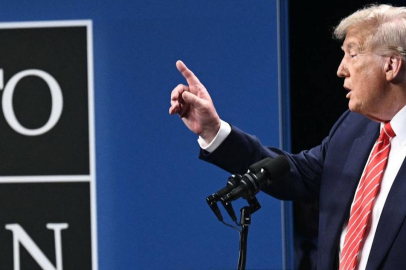 Trump'tan NATO Zirvesi'nde sert mesajlar! "İran ile ateşkes bitti, İspanya düşmanca davranıyor"!