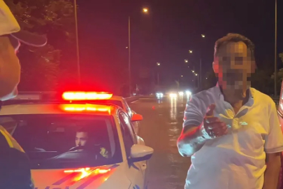 Bursa'da "Yazıklar olsun" dedi, basın mensubuna tükürdü!