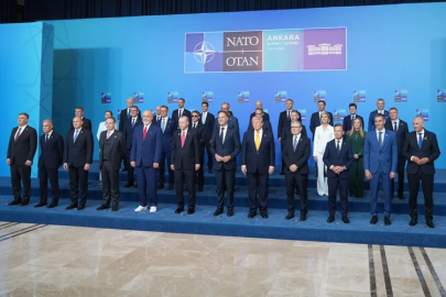NATO Zirvesi'nde dikkat çeken kriz!