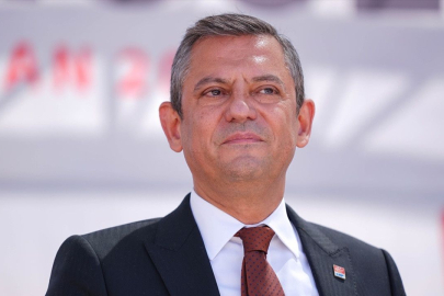 Özgür Özel'den yeni parti hamlesi: Kuruluş süreci bugün başlıyor!