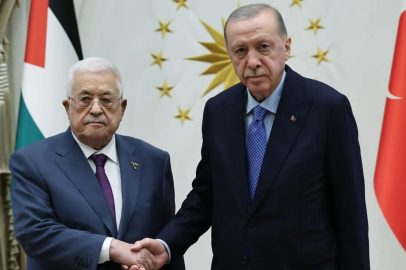 Cumhurbaşkanı Erdoğan, Filistin Devlet Başkanı Abbas’ı Külliye’de karşıladı!
