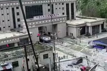 Nepal'deki felaket kameralara yansıdı!