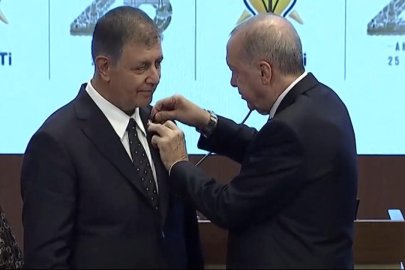 Cemil Tugay AK Parti'ye katıldı! “AK Parti kimsesizlerin kimsesidir”