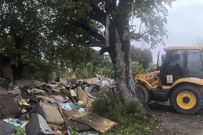 Nilüfer Belediyesi Yaylacık'taki çadır kirliliğine son verdi!