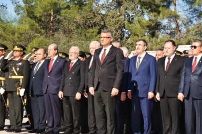 KKTC Cumhurbaşkanı Erhürman, Cumhuriyet Bayramı törenine katıldı!